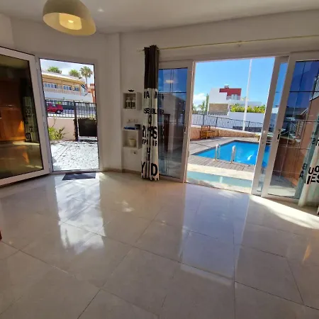 Private Pool * 卡亚俄萨尔瓦赫